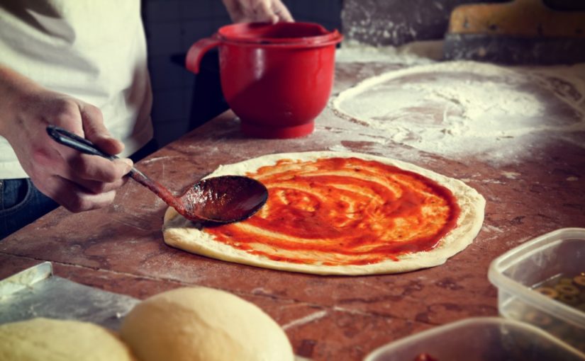 przepis na oryginalną włoską pizze
